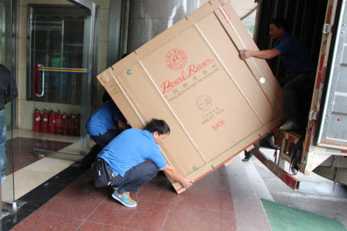 秦安钢琴贵重工艺品无忧运